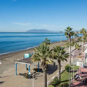 comfortable-close-to-the-beach-pool-new-paddle.1costadelsol.com/